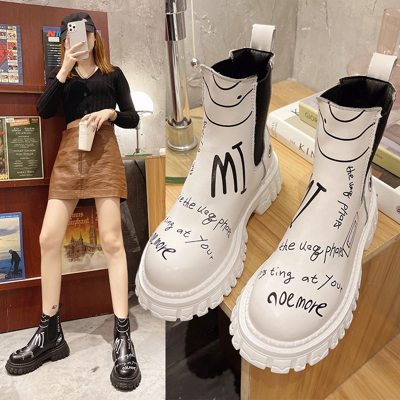 

Spring Autumn Genuine Leather Boots 2021 New British Style Graffiti Thick Bottom Mid-tube Casual Chelsea Boots