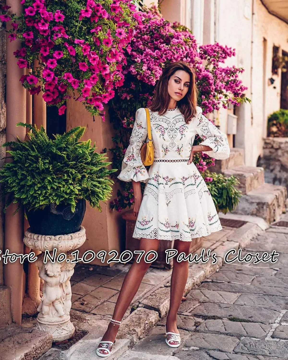 Женское платье блузон с вышивкой и короткое цвета слоновой кости льняное мини