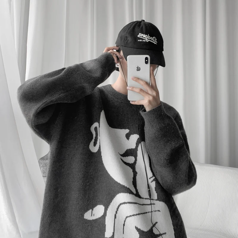

Autumn and winter round neck sweater men's Korean version trend loose personality knitwear