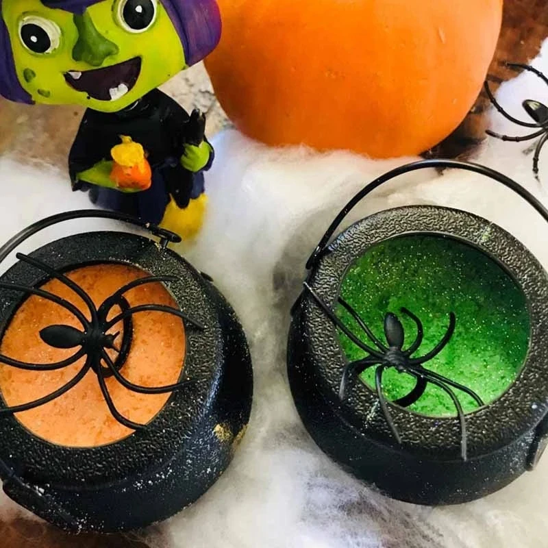 5pcs Halloween Candy Bucket Black Witchs Cauldron whiter Skull Jar Trick or Treat Halloween Party Decoration Favor Candy Holder