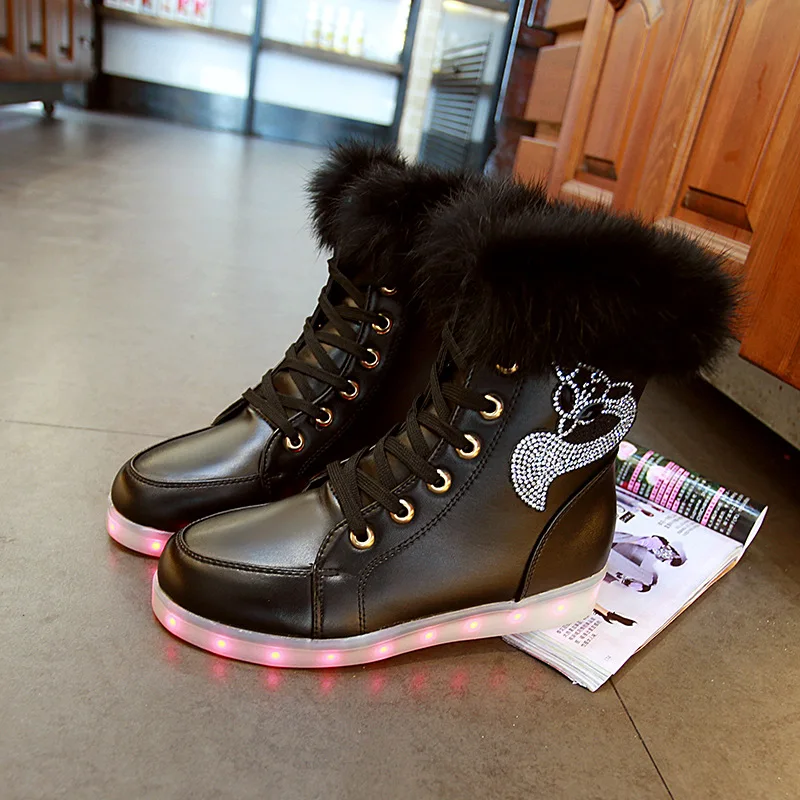 Кроссовки с подсветкой подошвы Led ботинок обувь модные кроличий мех зимние