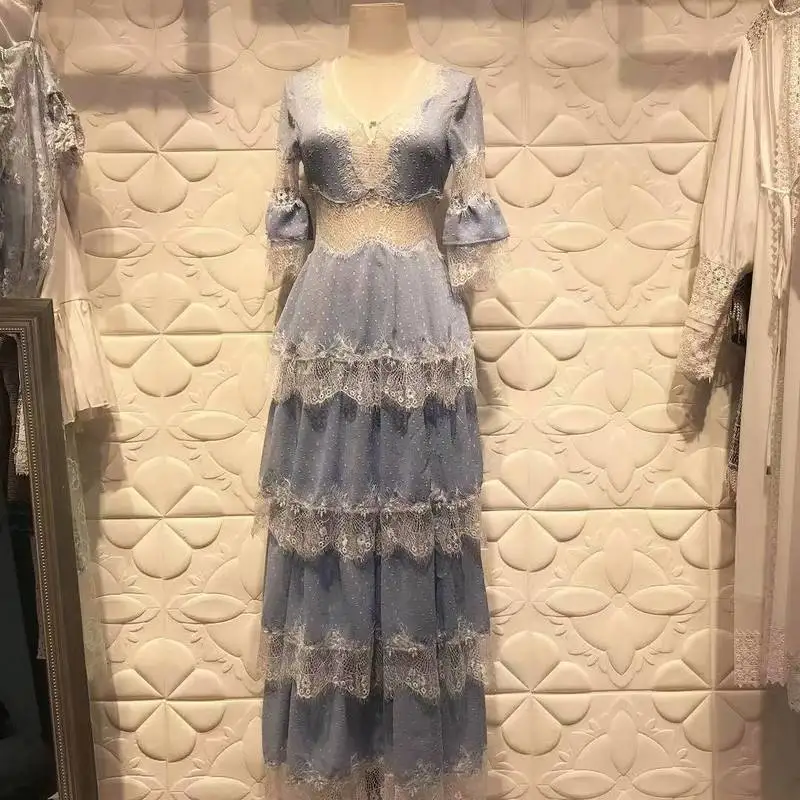 

V 8636 New autumn collar lace falbala cake long dress