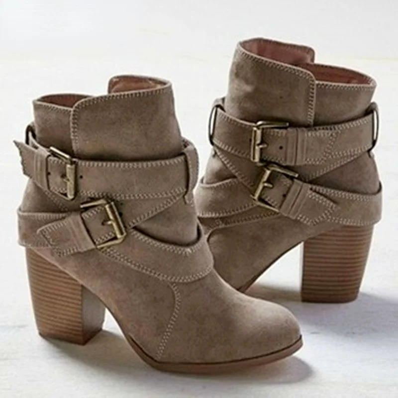 

Ботинки на платформе в европейском стиле женские, винтажные полусапожки на высоком каблуке, резиновая Повседневная обувь с пряжкой, ботинк...