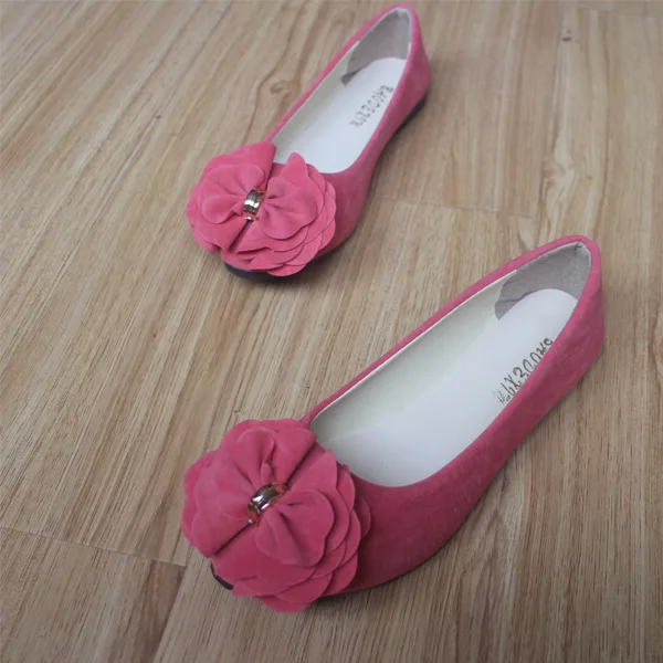 Женские туфли из флока на плоской подошве летние однотонные с острым закрытым