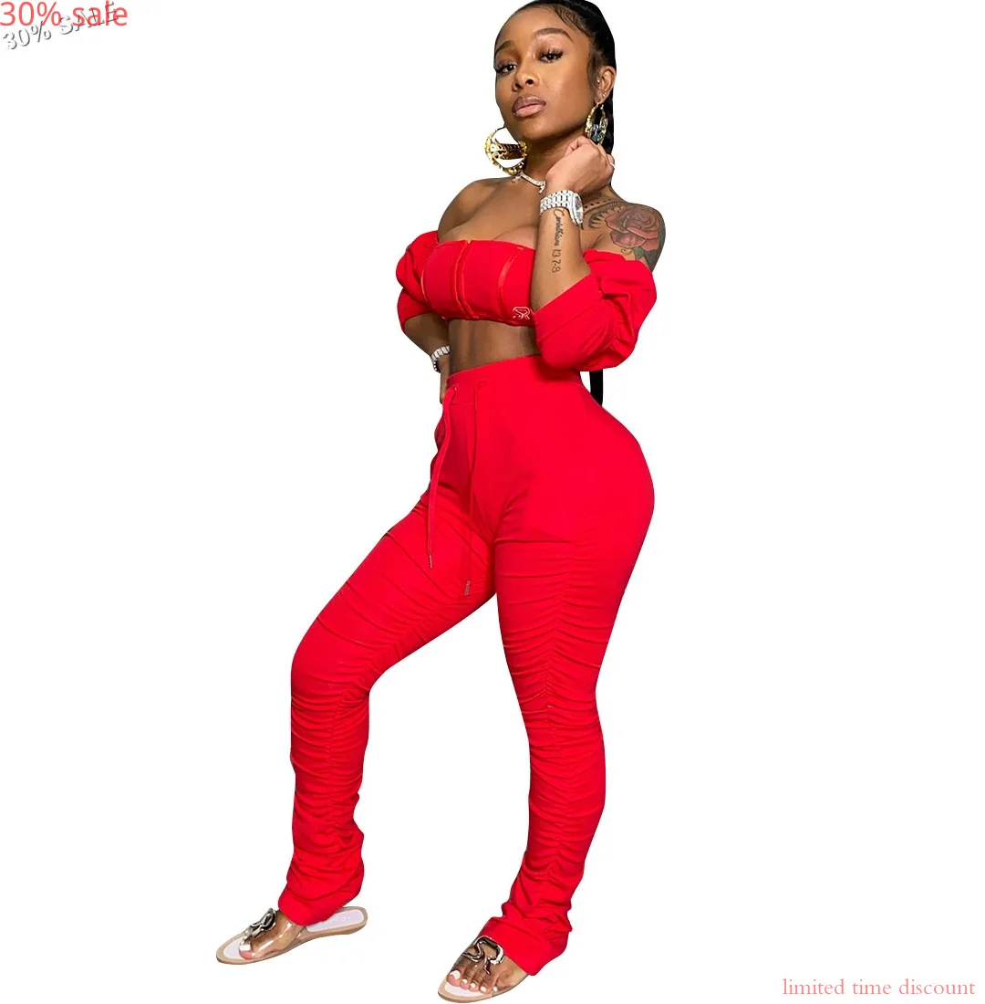 Женский спортивный костюм из двух предметов летний предметов: укороченный топ и