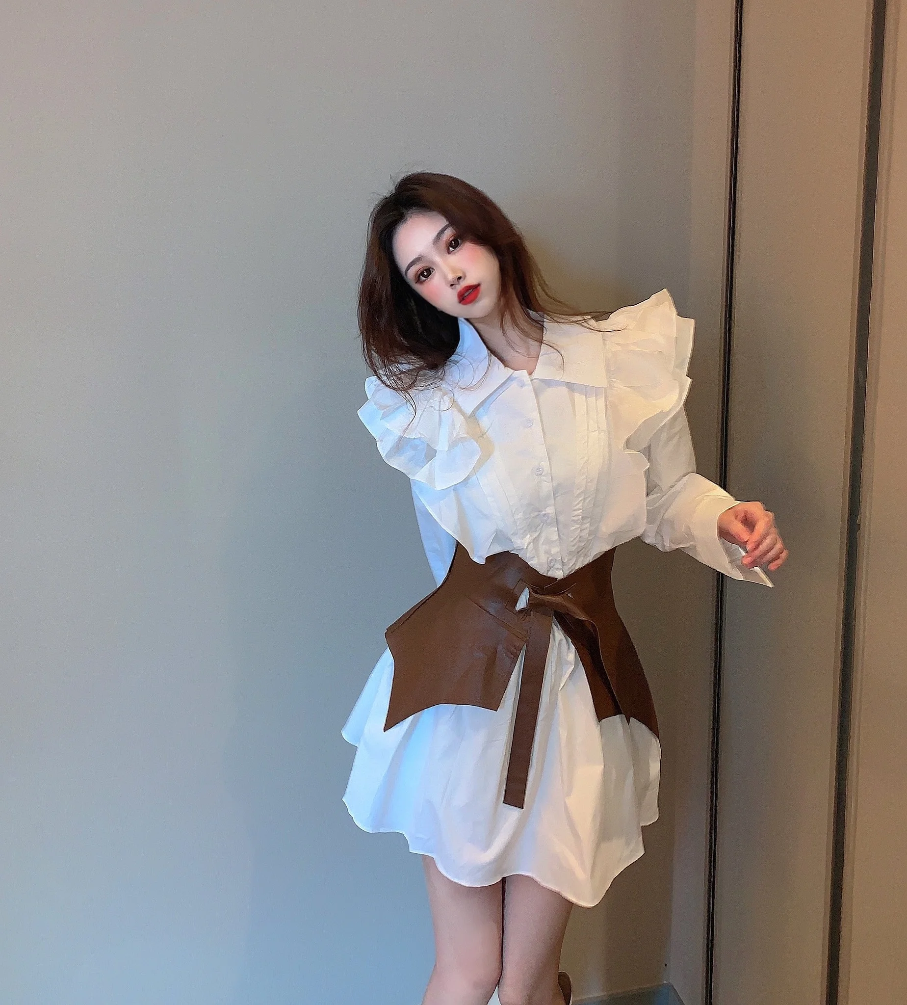 Женское платье-рубашка с длинным рукавом и буффами на рукавах | Женская одежда