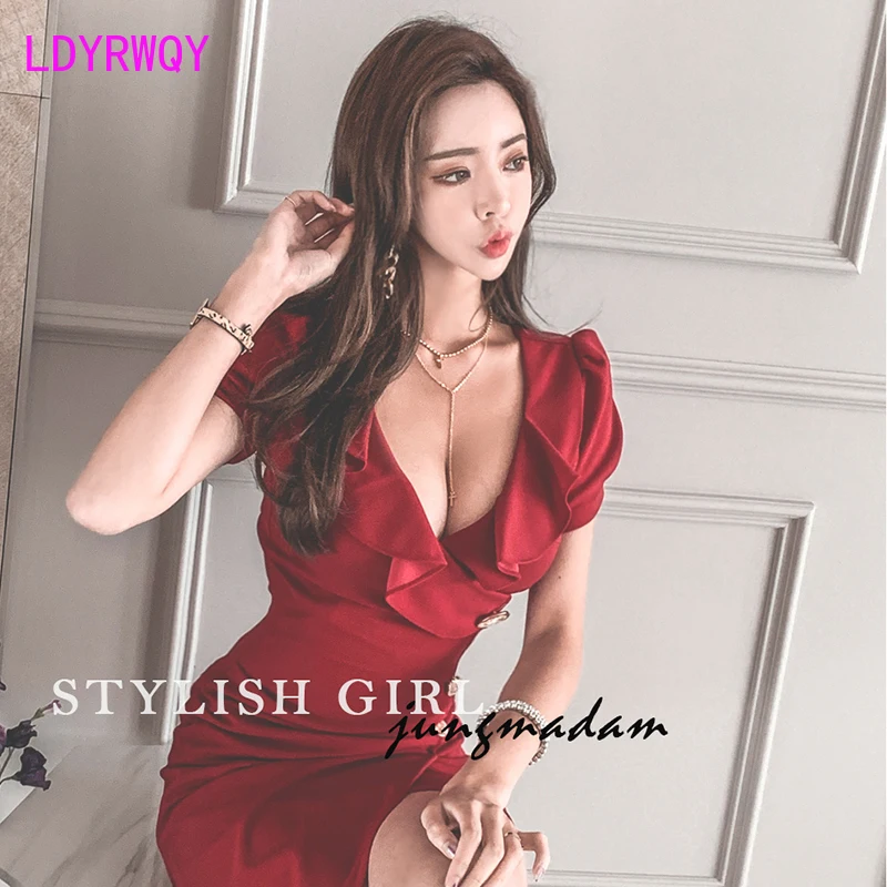 

2020 new spring and summer V-neck short-sleeved solid color slim sexy package hip dress