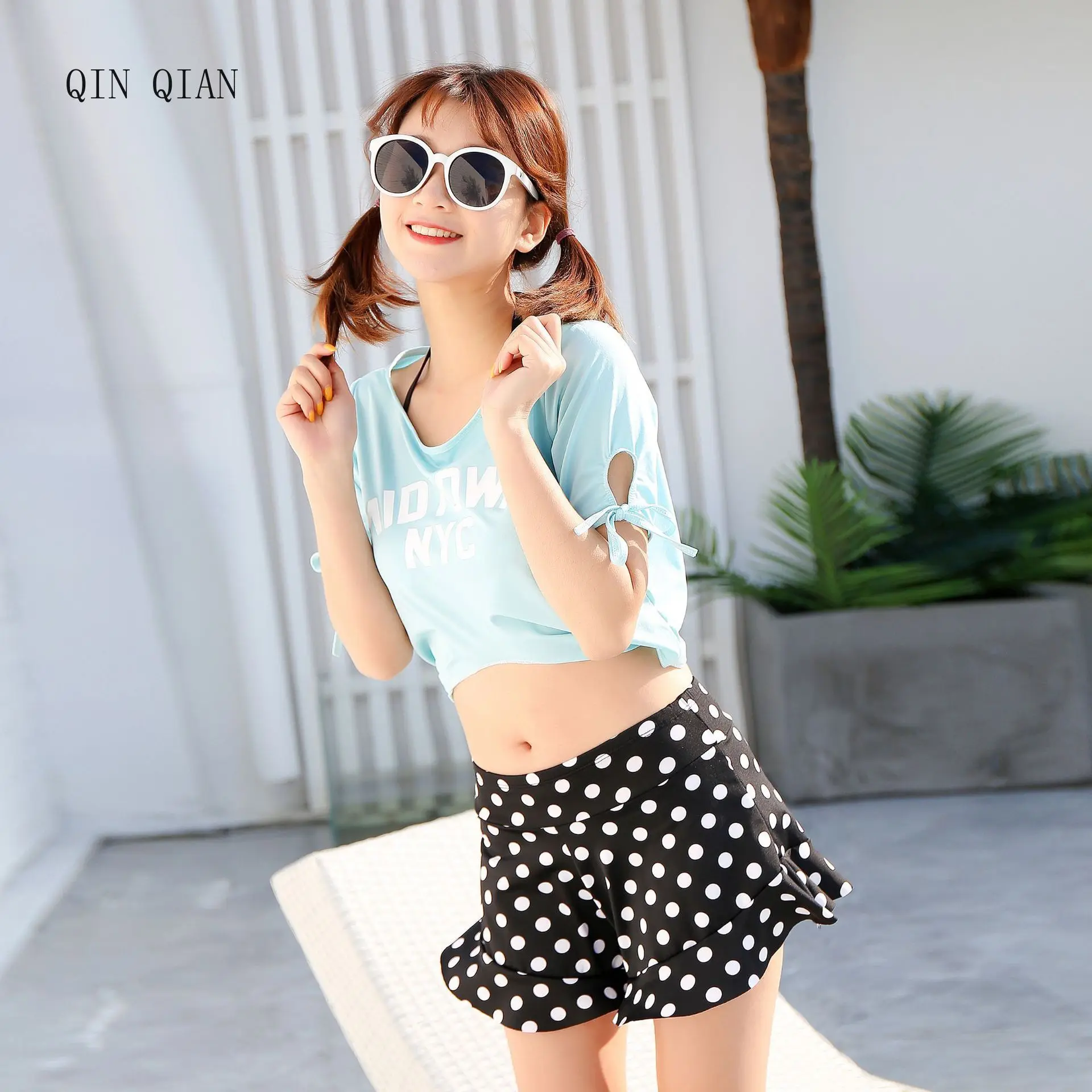 Купальные костюмы из двух предметов со стальными пластинами бикини трех с