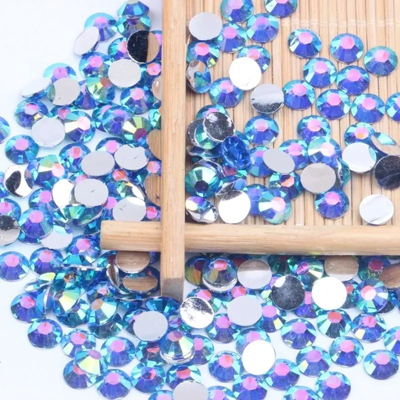 Фотообои ярко-синего цвета с горячей фиксацией