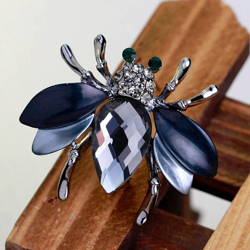 1 шт. милая модная блестящая брошь в виде пчелы с большим кристаллом стразы