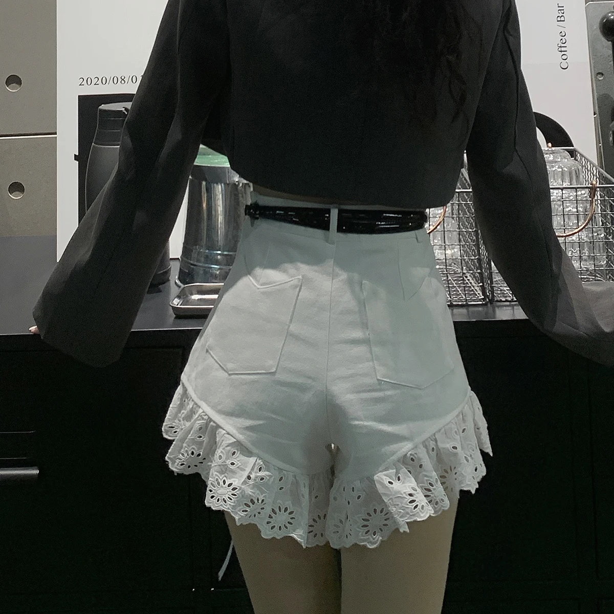 

Sexy High Waist Women Jeans Bandage Pachwork Lace Ruffles Denim Shorts Female Slim Fit New Fashion Summer Woman Pants