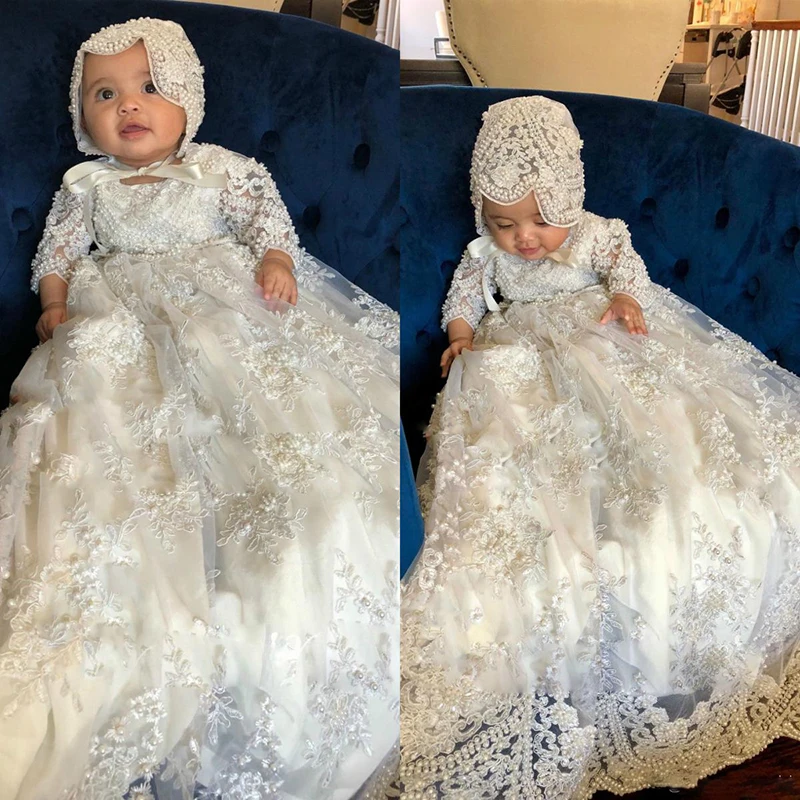 

Classy 2021 Long Sleeve Christening Gowns For Baby Girls Lace Appliqued Pearls Baptism Dresses With Bonnet First Communication D