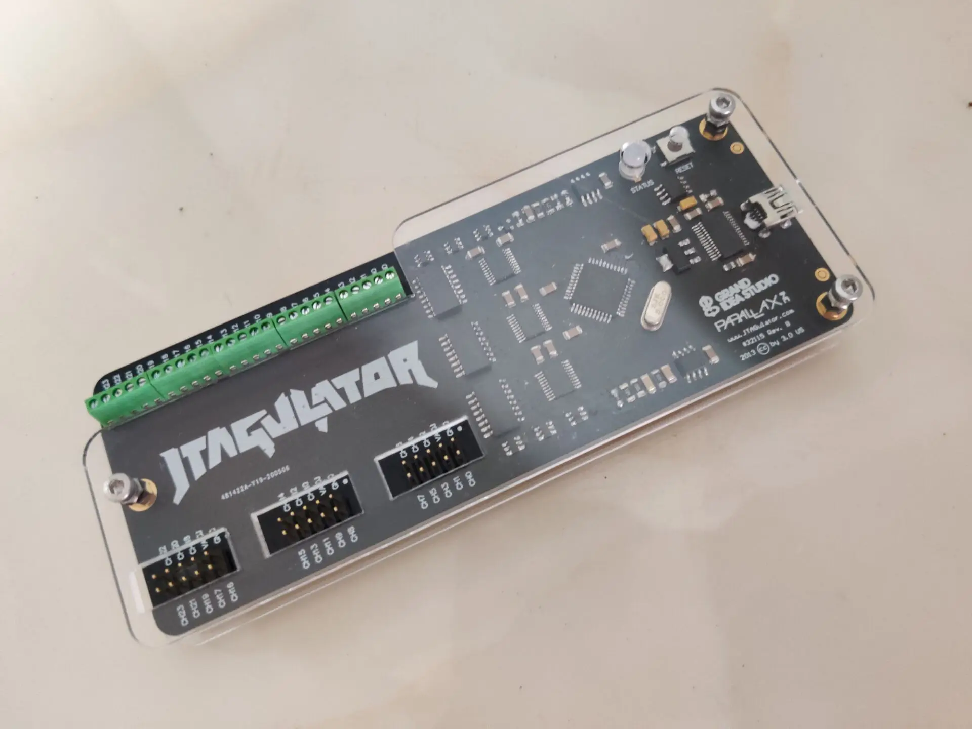 

Автоматическая идентификация JTAGulator интерфейсов JTAG