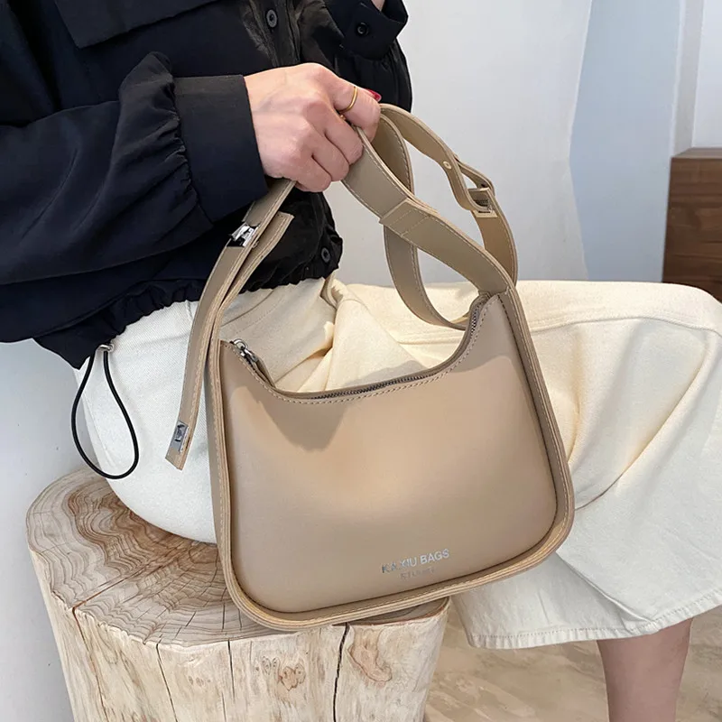 

Designer Soft Leather Underarm Bags for Women Vintage Small Square Shoulder Handbag Lady Hot Solid Color Crossbody Messenger Bag