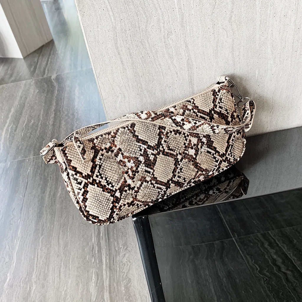 Женская сумка на плечо с застежкой липучкой в стиле ретро принтом змеиной кожи