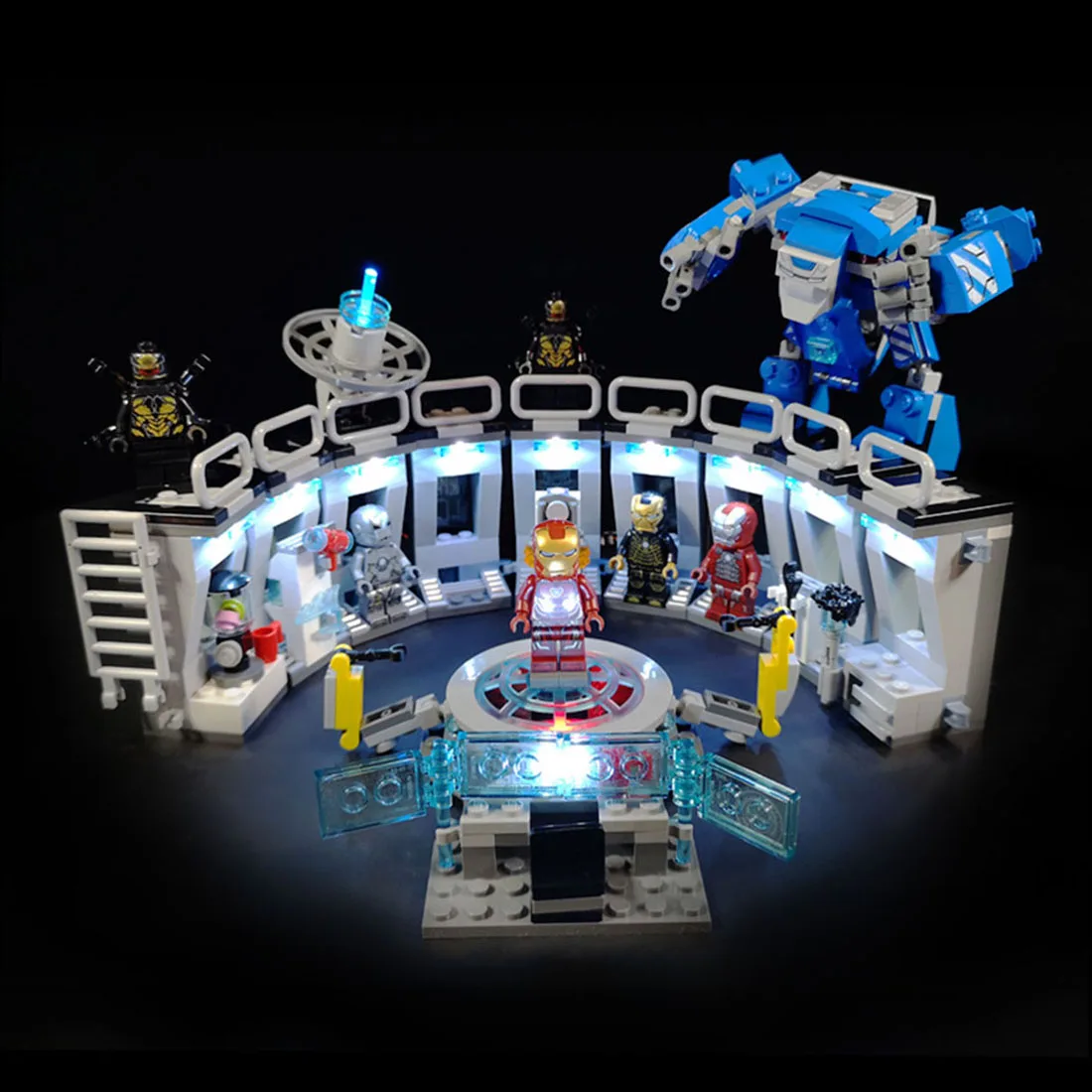 Светодиодный светильник с USB питанием от конструктора модифицированный комплект