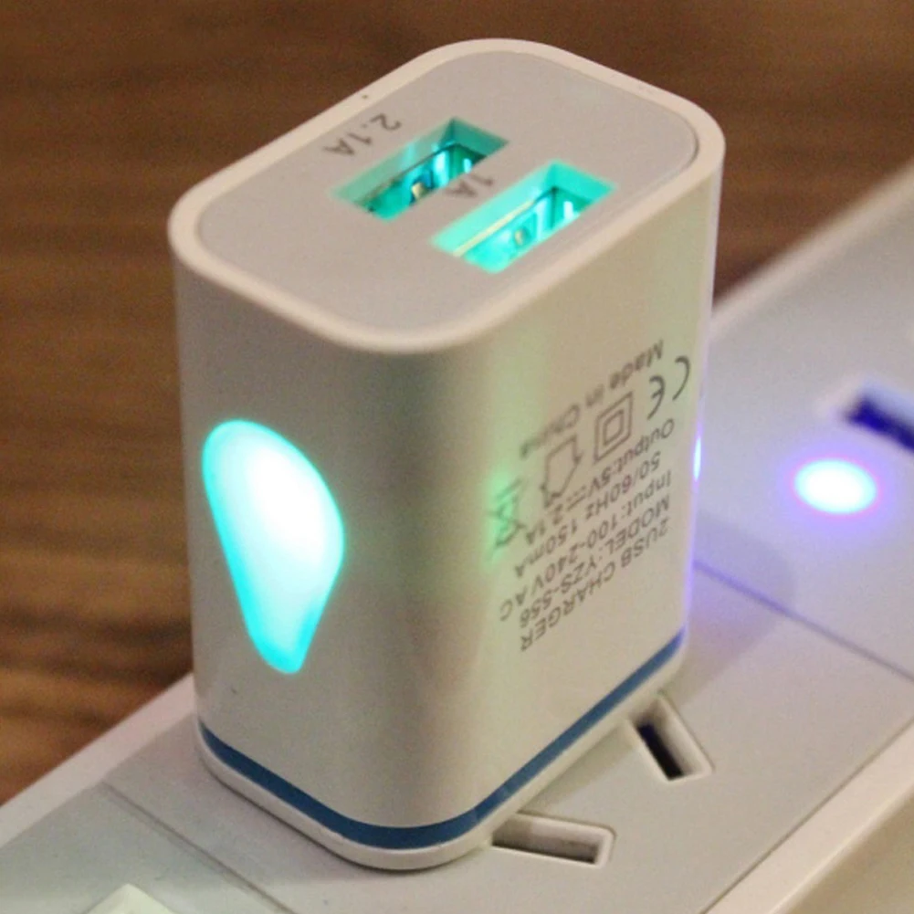 Зарядное устройство для мобильных телефонов 2 USB порта светодиодный дисплей