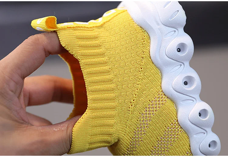 Детская Нескользящая повседневная обувь с мягкой подошвой и мультяшными героями