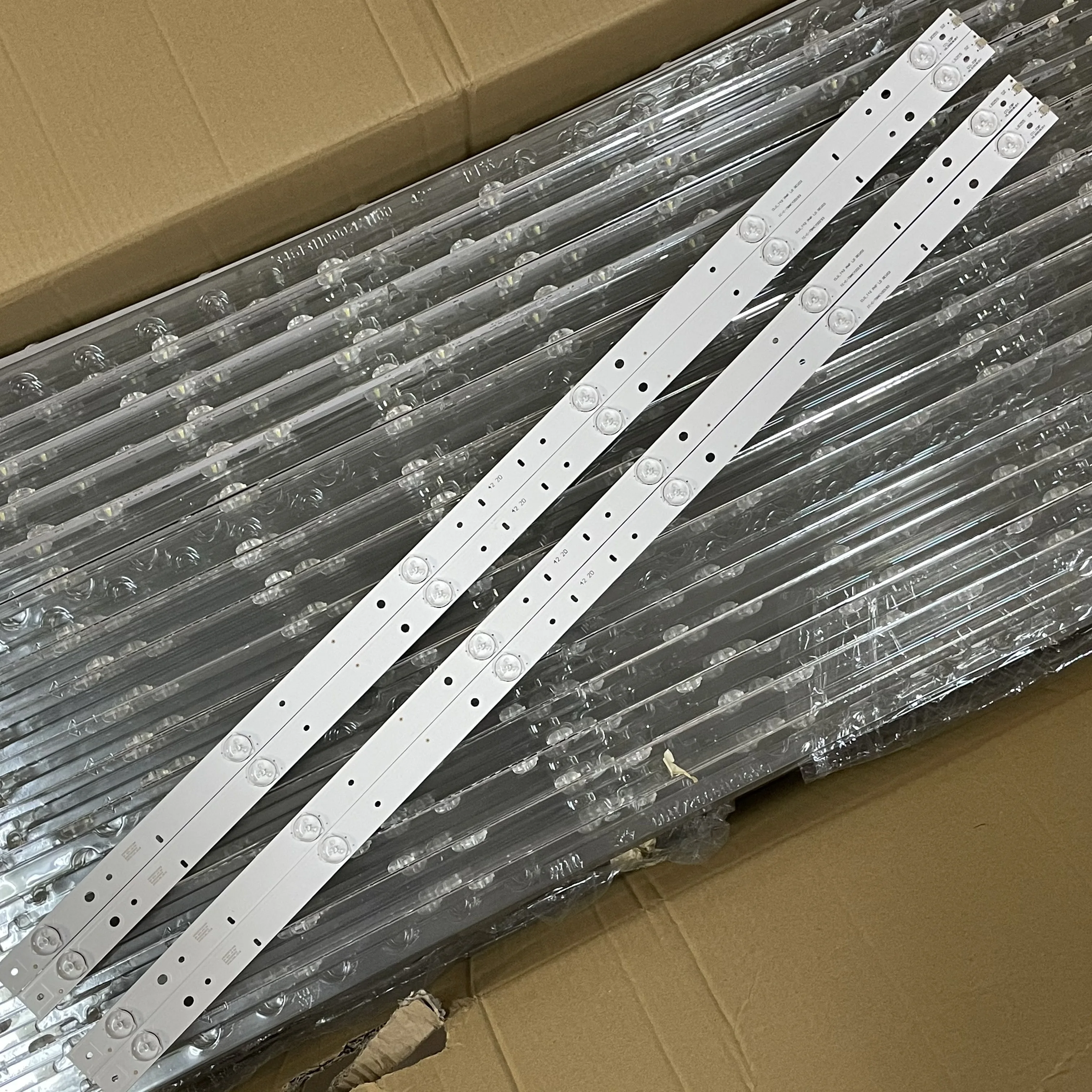Фото Светодиодный Подсветка полосы 6 Ампер для PHILIPS 42 ''ТВ IC-C-TBAC42D193 CLO_T42 РНР LD REV0.3 42PFL3188H/12 TPT420H2 6В/светодиодный №3