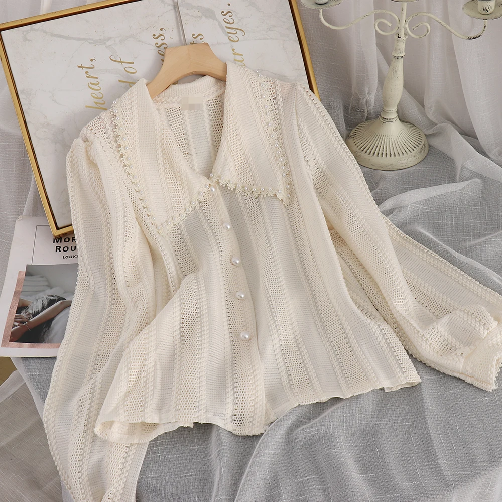 

Women Blouses 2021 Spring New Doll Collar Hollow Lace Fashionable All-Match Long-Sleeved Shirts for Womens Sweet Tops