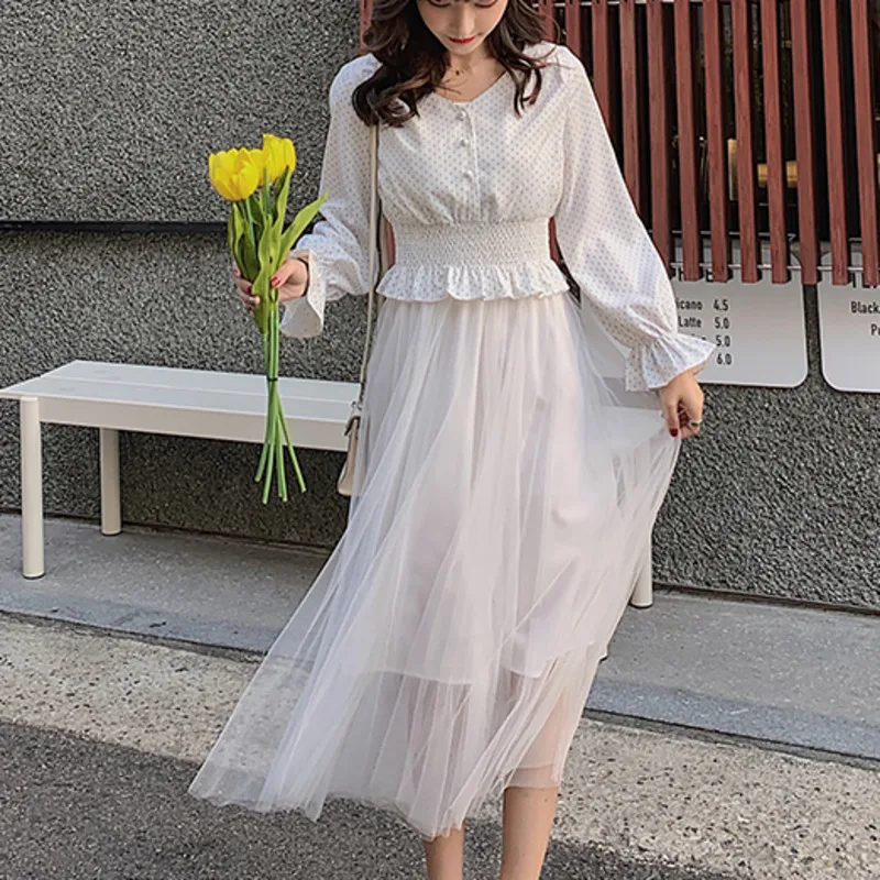 

Женский костюм с волшебным платьем, привлекательный укороченный топ с V-образным вырезом и расклешенными рукавами и Сетчатое платье, компле...