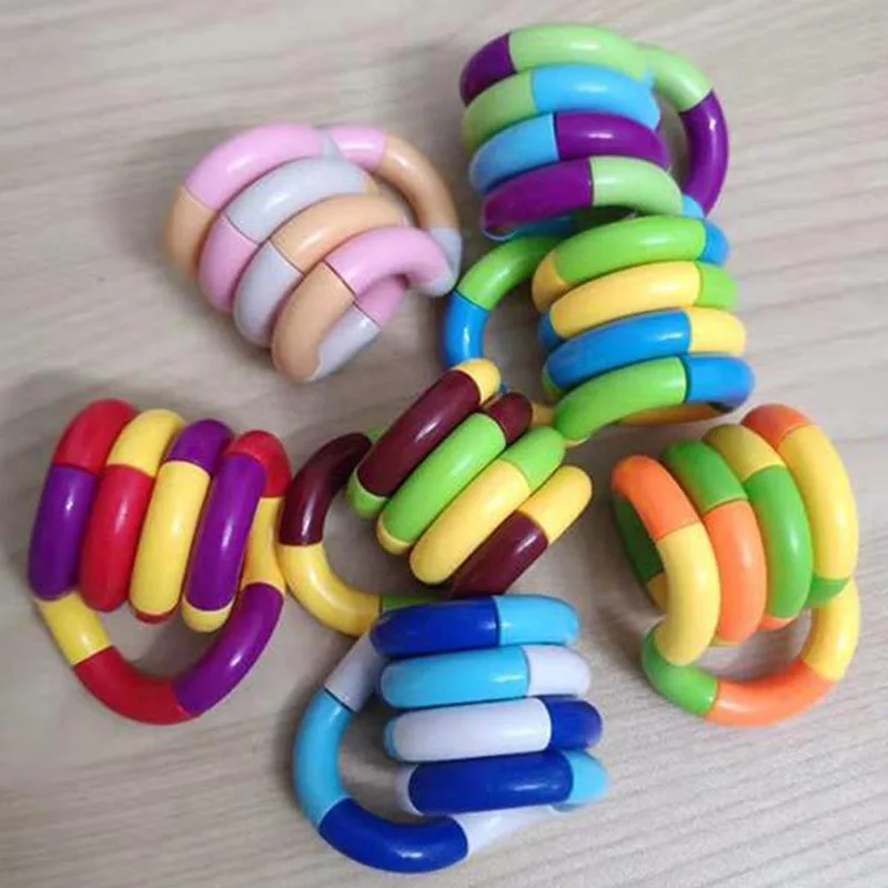 

Tangle Fidget Toys Twisted Ring for Kids Therapy Toys Magic Fidget Toys, Decompression Toys Fidget To Focus for Kids and Adults