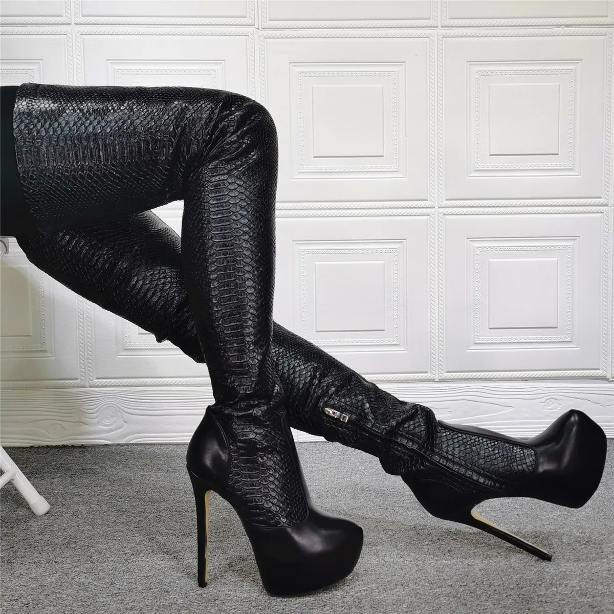 Женские высокие сапоги Kolnoo в британском стиле на высоком каблуке и платформе