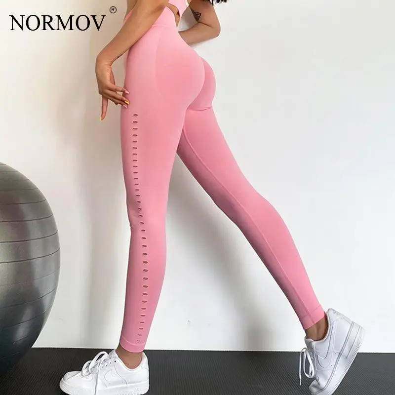 

Женские леггинсы с эффектом пуш-ап и высокой талией