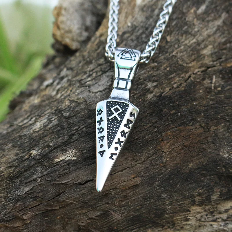 1pcs Norse Viking valknut Triangle arrow rune pendant men Cool necklace stainless steel with viking letter |