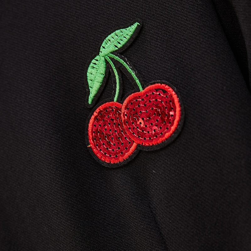 Женское платье средней длины с длинным рукавом приталенное в китайском стиле