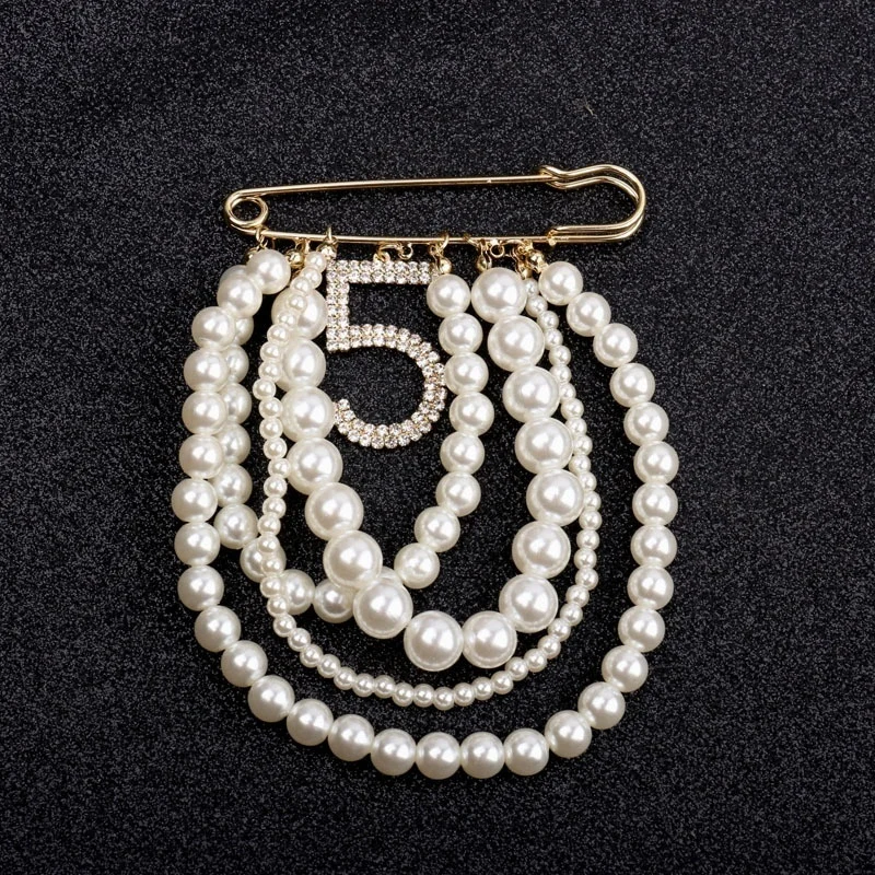 

1pcs Fashion Pearl Tassel Chain Brooches Party Wedding Clothing Accessories