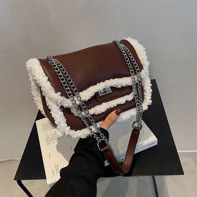 

Модные плюшевые сумки через плечо на цепочке для женщин, зима 2021, новинка, Высококачественная женская сумка через плечо из искусственного м...