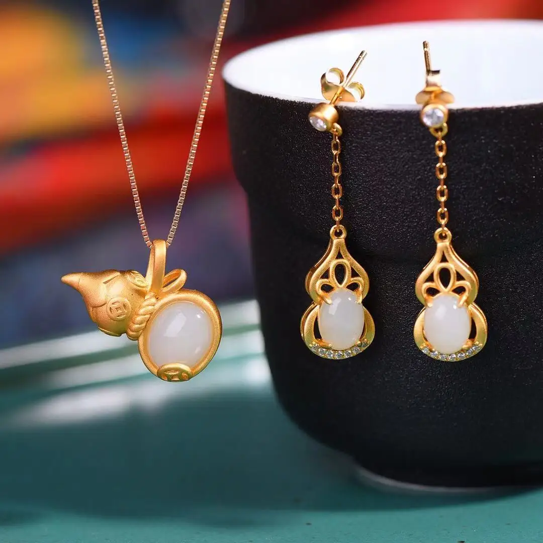

Natural 925 inlaid Hetian jade gourd earrings and pendant necklace