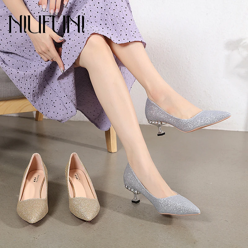 

Shallow Pointed Thick Mid Heels Sequins Wedding Women Shoes 2021 Gold Silver Slip-On Rhinestone Sexy Party Shoes Pumps Stiletto