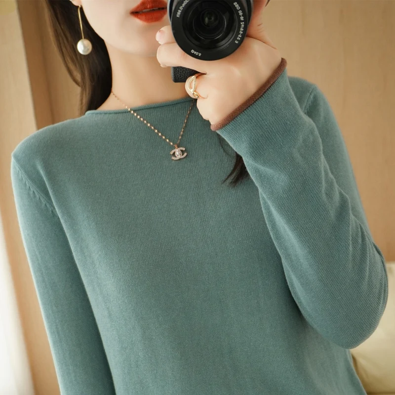 

Женский трикотажный свитер с круглым вырезом и длинным рукавом