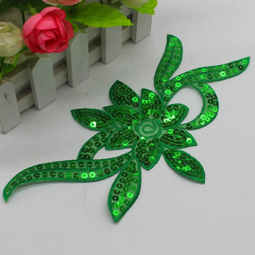 Dark Green YACKALASI 5 шт./лот BabyPink расшитая блестками Цветочная аппликация 3D блестящие голографические блестки вышитые нашивки утюжок на планках 24 см* 11 см - Цвет: Dark Green