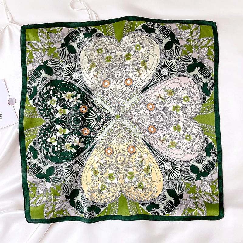 Рисунок 4 - Шарф женский из 100% шелка