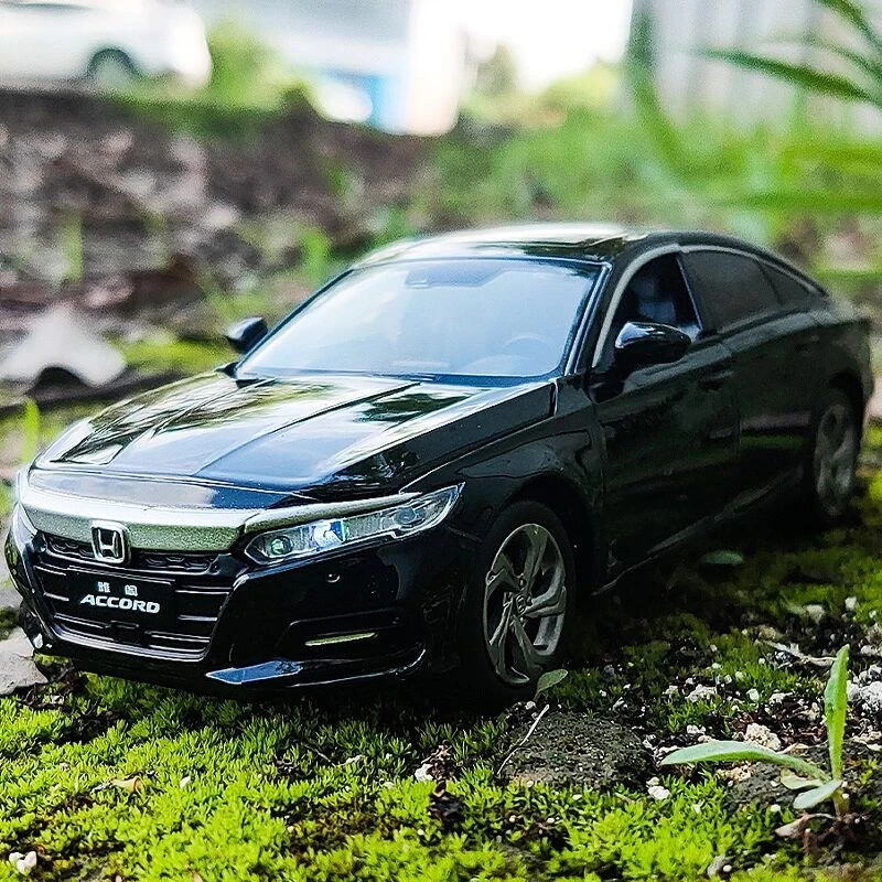 Модель автомобиля из сплава HONDA Accord 1:32 Литые металлические игрушечные автомобили