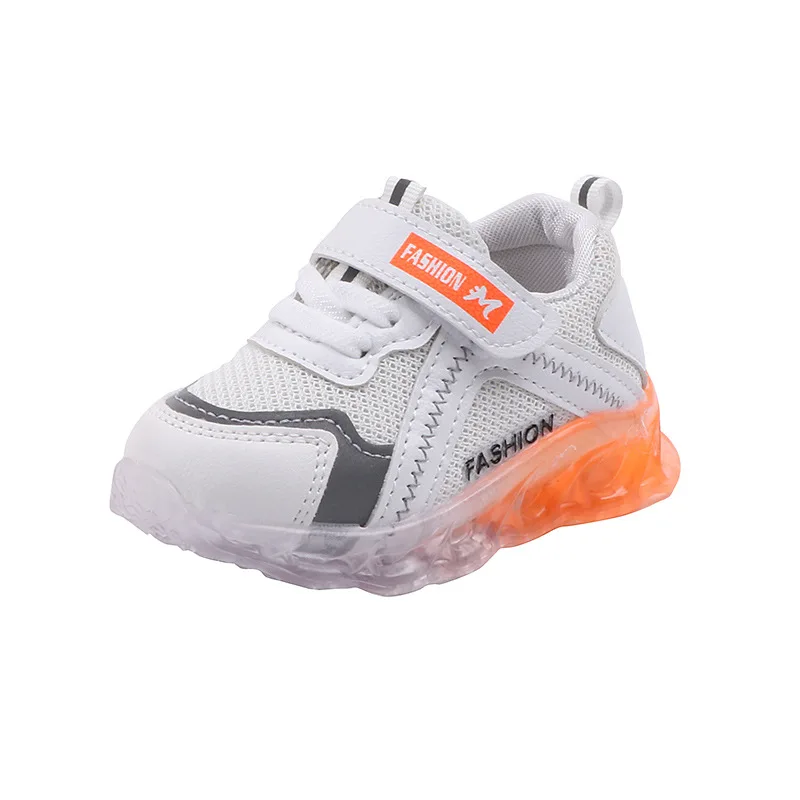 

2021 spring and autumn new children breathable soft-soled non-slip sneakers for boy and girl comfortable and trendy LED shoes