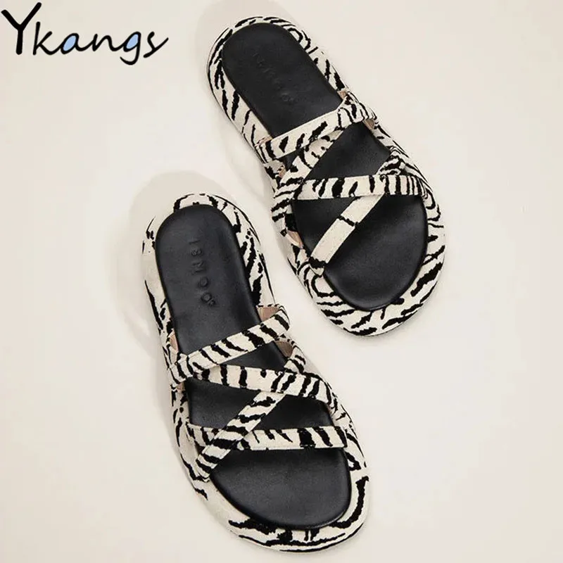 

Zebra Pattern Cross Strap Women Slippers Summer All-match Non-slip Beach Slippers Campus Style Home Casual Ladies Lazy Slippers