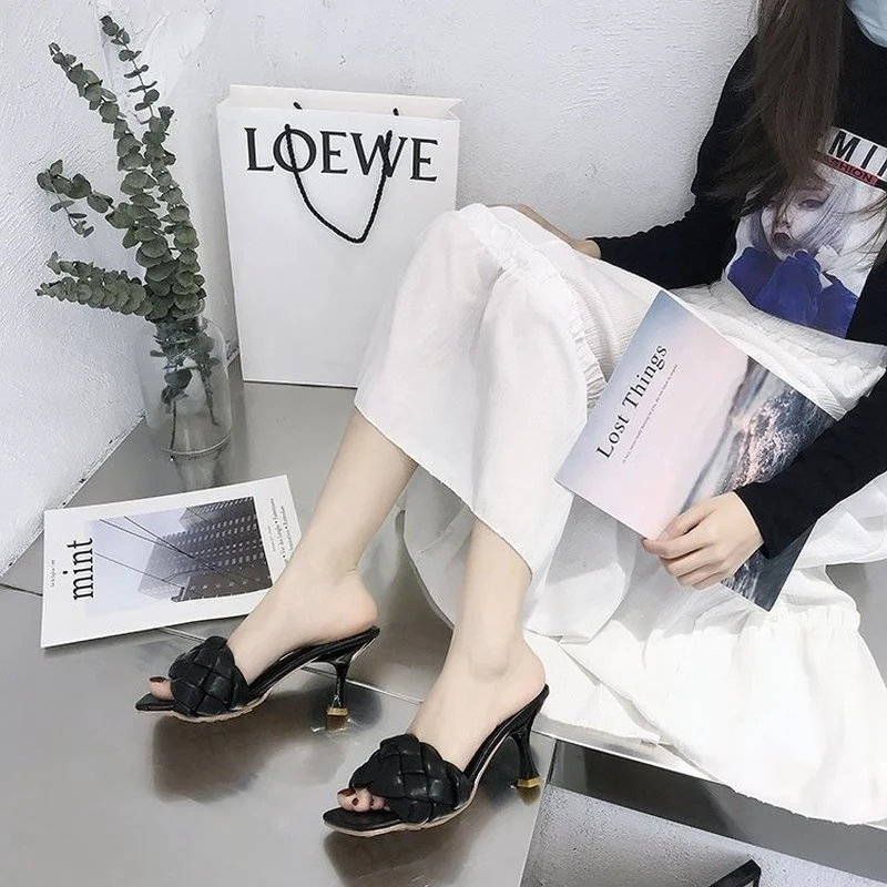

Square toe high-heeled sandals women's summer 2021 new style fairy outer wear woven twist half-support stiletto slippers