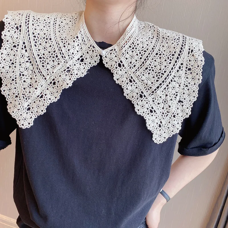 

2021 French New Fashion Ins Female Lace Hollow Small Shawl Vest Decorative Fake Collar Scarf Solid Woman Detachable Collars