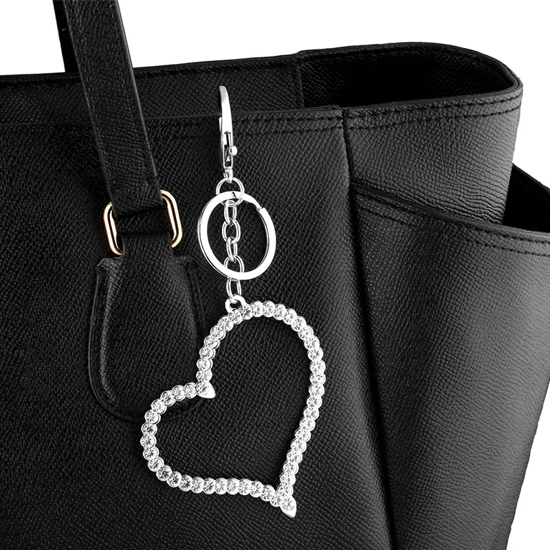 

GRAPES For Women Gold Chain Car Bag Charm Key Ring Holder DIY Big Heart Keychain Accessories Wholesale Jewelry Gifts