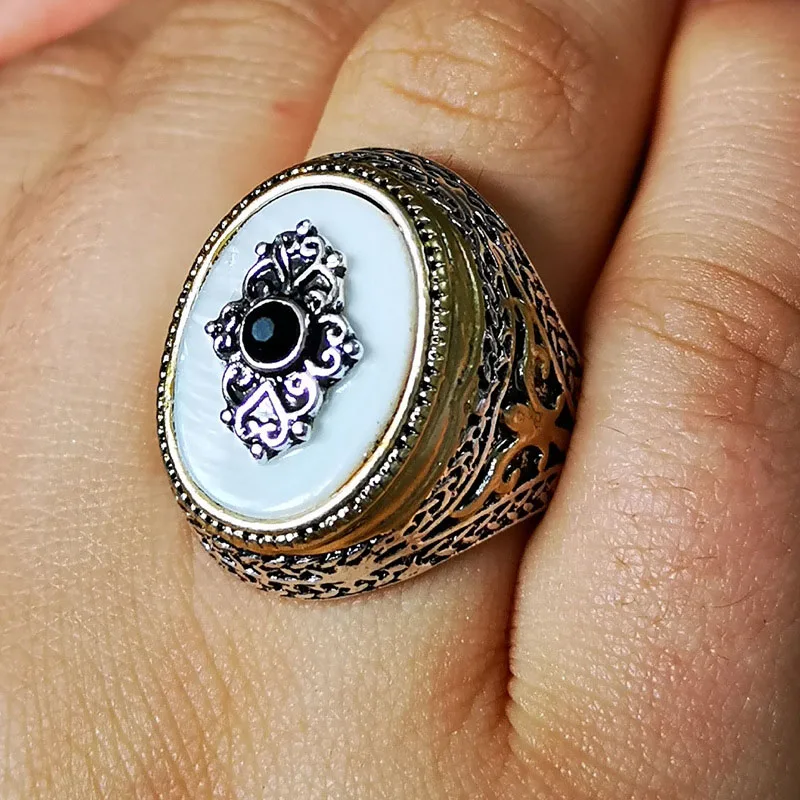 Кольца с золотистым и бронзовым оттенком Филигранное античное серебристое