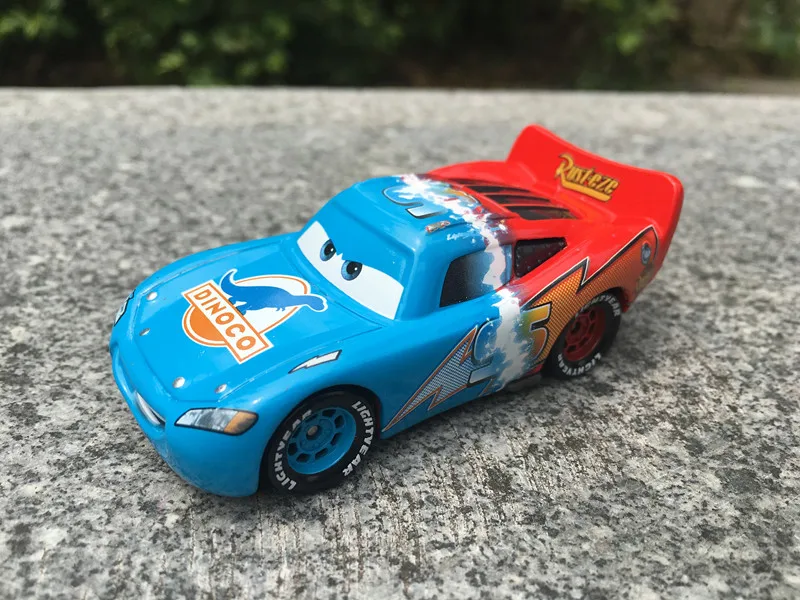 Disney Pixar машинки трансформирующие McQueen металлические Литые игрушечные новые