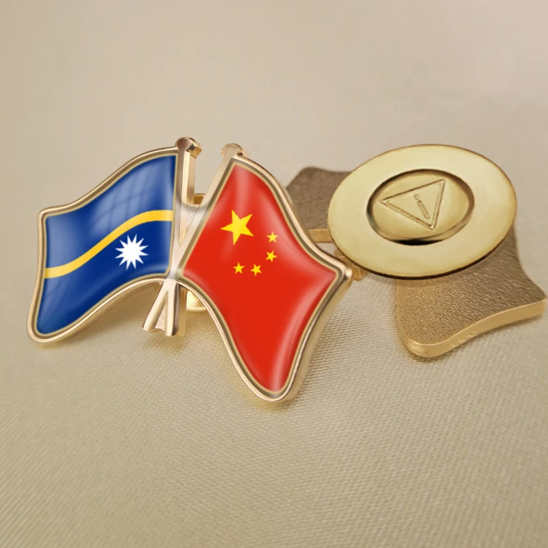 Науру и Китай перекрестные двойной флаг дружбы значков на булавке брошь значки |