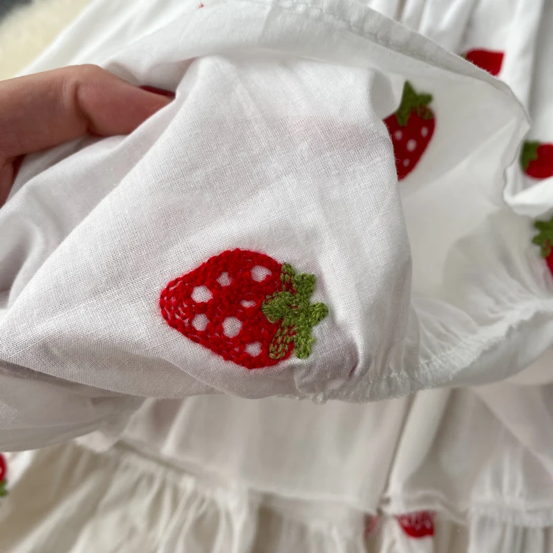 

ZOSOL New Dress Little Sweet Girl Outfit Western Style Recipients Elastic Self-Embroidered Dress Summer