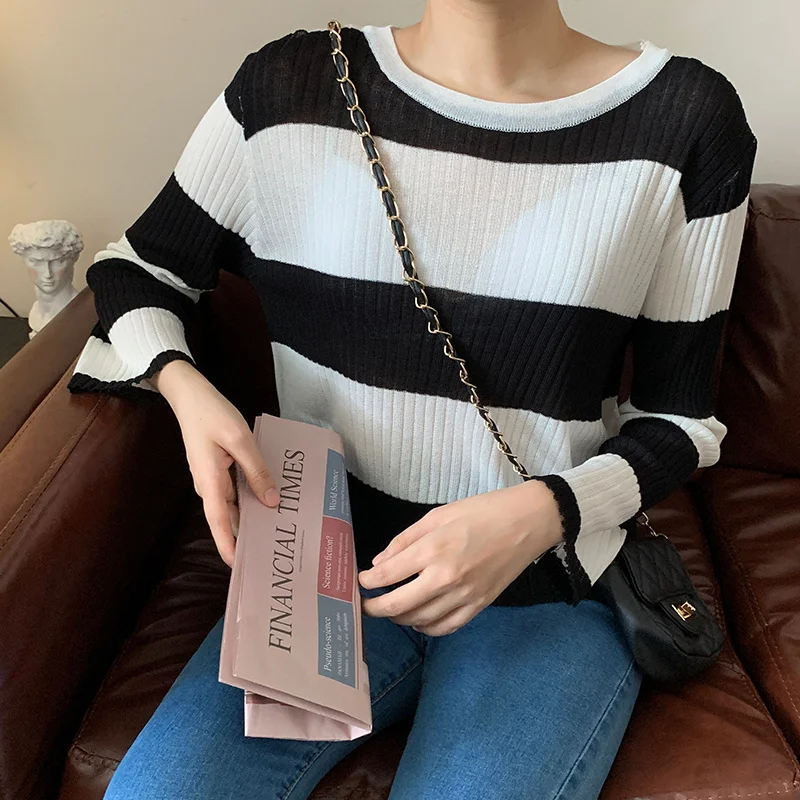Black White Striped Contrast Color Knitted Long-Sleeved T-shirt for Women Early Autumn Thin Sweet Spicy College Style Rac | Женская
