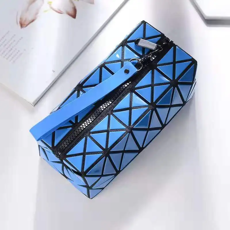 

New Fashion Women Cosmetic Bags Geometric Rhombus Women Cosmetic Make Up Bag For Girl Pouch Wash Travel Makeup Bag Organizer
