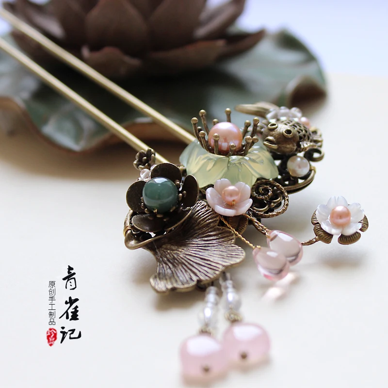 Заколка для волос ручной работы с жемчужинами и кисточками |